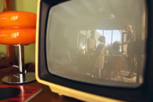 Hivitel - Desde los televisores de tubo a las pantallas planas